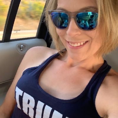 Jackieb072415's profile picture. 👦🏼👧🐶🐥mama ❤️🤍💙patriot