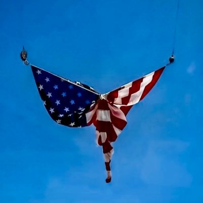 Proud American 🇺🇸 Patriot and Common Sense Conservative. 🇮🇱Active community member & volunteer. ⚓️ Blessed husband and dad. #MAGA