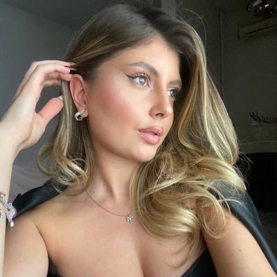 Sasha1Vane's profile picture. Independent. Unapologetic. Unstoppable.