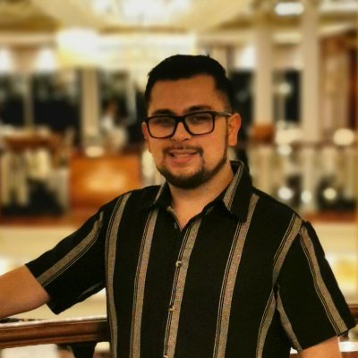 Newsletter strategist & web engineer helping creators build platform-independent communities through writing, collaboration, and tech — beyond social media