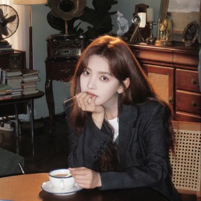 cwithoutyou's profile picture. '𝙘𝙖𝙪𝙨𝙚 𝙚𝙫𝙚𝙧𝙮 𝙩𝙞𝙢𝙚 𝙞 𝙜𝙚𝙩 𝙩𝙤𝙤 𝙘𝙡𝙤𝙨𝙚, 𝙞 𝙟𝙪𝙨𝙩 𝙜𝙤 𝙢𝙚𝙨𝙨 𝙞𝙩 𝙪𝙥