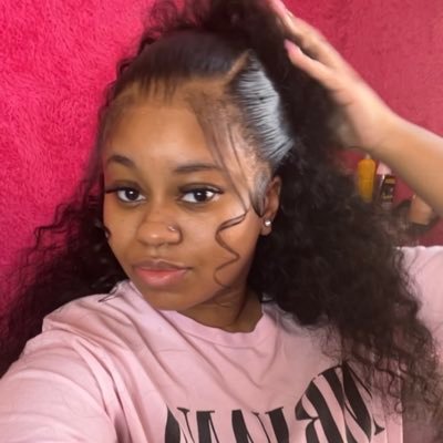 shaniya0303's profile picture. ♓.