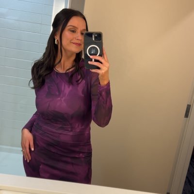 juliehubbard31's profile picture. 