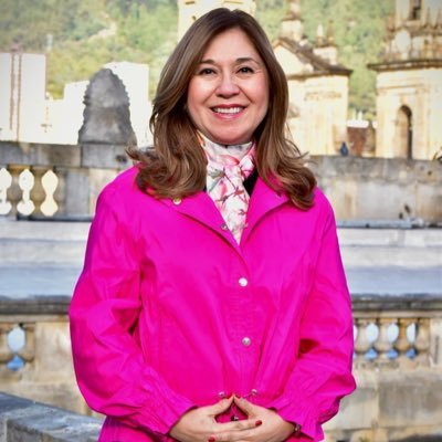 Senadora de la República | +7 leyes nacionales por la salud, el deporte, las mujeres y la niñez | Con voz, con acción, con resultados