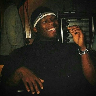 Vanzinv's profile picture. 