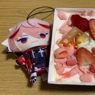 好きなものを見る為だけの垢・20↑・ 無言フォロー失礼します。 マナーを守るためロム専でいきたい こっちで絵を描いてます@Ten4444_re
