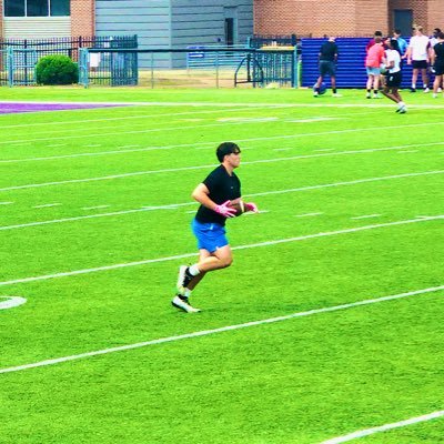 SLHS mulit sport Athlete c/o 2027 football LB 5,9 200lbs Hudl -https://t.co/IYC2zMyuHF email:conleyhernandez00@gmail.com#9852787353