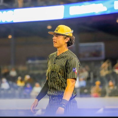 Amarillo High School class of 2028. 5.0 GPA
6'2'' 195
INF/LHH/RHP