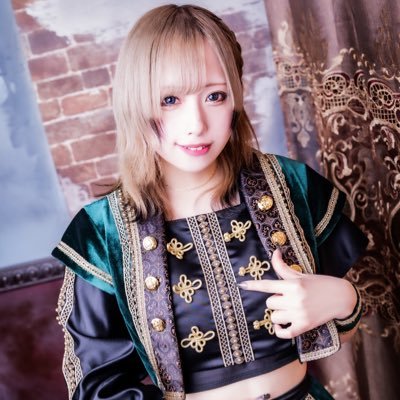 【 @ENVY_PARANOID 】┆きみがたいせつ🐼🌟 ┆ライブ ▶︎ https://t.co/2CeM5KjRH3 ハイライトにも◎┆TikTok ▶︎ https://t.co/19tUUtBXO9┆#こはくにこくはく