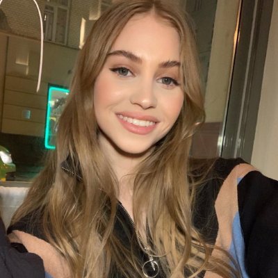 Jewish entrepreneur Jewish faith Loves golf Sea fishing Likes to collect cars Yachts Graduated from Stanford Masters Philanthropist Diving🥰
🚫no crypto