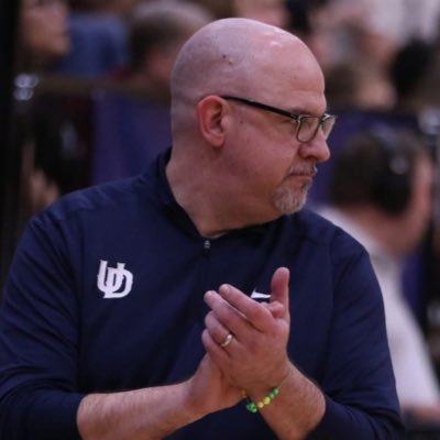 Head Basketball Coach @UDallasMBB. Thoughts and views expressed here are my own, not of my employer.