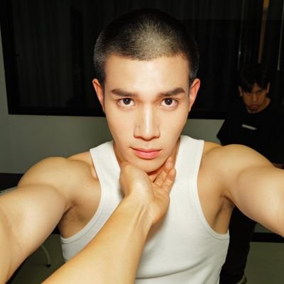 Dios me castigo 3 veces : La primera siendo Kpoper, La segunda siendo Otaku Y la tercera siendo Bl stan
AGUANTE AKB48
IN MY PERFECT10LINERS ERA
He/Him
