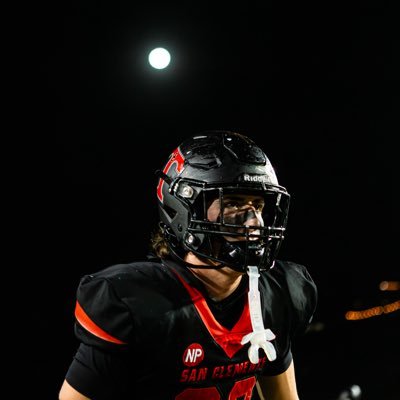 2026 | God First | San Clemente High school | Pos: ILB/OLB | 6’2 215 Lbs | 4.0 gpa | ig: jesse_ewelljr | jesseewell28@gmail.com | (253)-432-6124 |
