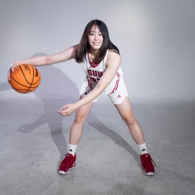 福岡大学付属若葉高等学校 →Southern Utah University→ University of the Incarnate word isono.0044@gmail.com