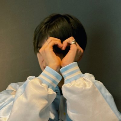 #ASAHI 🤖 #YOONJAEHYUK 🦁 #TREASURE 🩵 #รีวิวให้นิ้วนาง