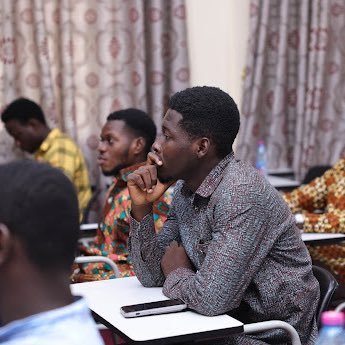 PRESIDENT-Gold Refinery Hall || Oil and Natural Gas Engineer. || Student Politician|| Activist for Change ||@arsenal| Odumodu black