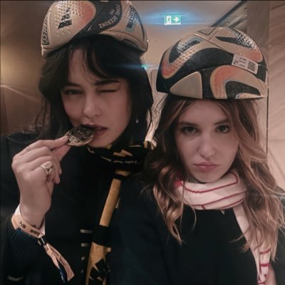 ch4rlli's profile picture. 17 :3 soundmap user: ch4rli