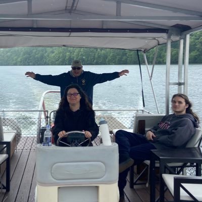 ohnoooooomrbill's profile picture. Trump supporter 🇺🇸🇺🇸🇺🇸