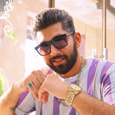 Jayyantauppal's profile picture. Love, peace, and happiness 💜✌️🌻
The Pot Philosopher