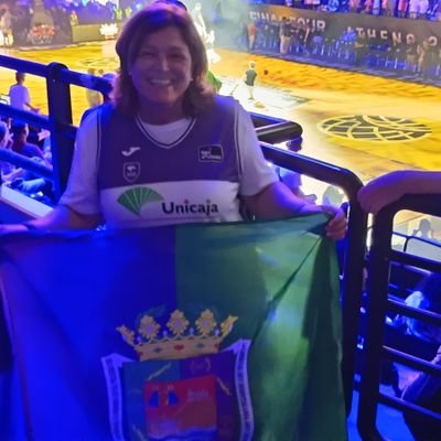 Msolfcotri's profile picture. Sólo 🏀. Abonada desde Maristas 86' 💙

Chufla de Unicaja💚💜

 YoViAUnicajaGanar
#CopaBadalona'23 
#BCLBelgrado'24
#CopaGranca'25
#BCLAtenas'25

#NeverGiveUp💪