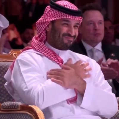 كن متطلعاً للقادم ولا تنظر للخلف أبداً..