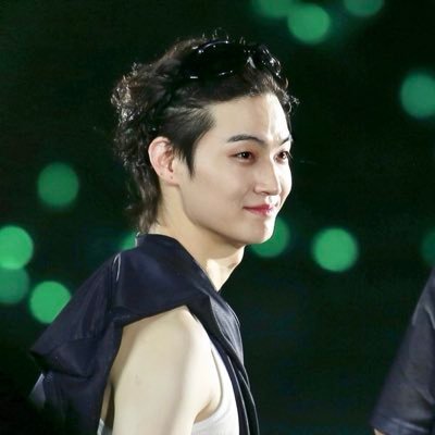 Supporting Jay B and GOT7.