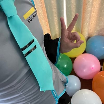 風船フェチ用の垢です 16歳 ♂セミホプ コスプレして風船で遊んでいます 日常垢→@brother_negi サブ垢→@negiTetrissb