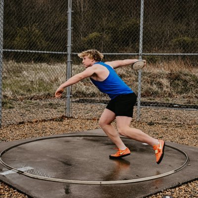 Buckeye trail ‘27 || 6’0 210 || Track || 3.4GPA || ethanresor09@outlook.com Shot-50’02” Discus-154’-11” Ind Shot 46’-11” || Bench-270 squat-365 clean-255