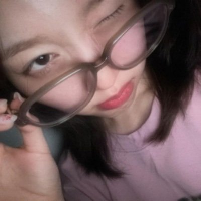 jinsgfz's profile picture. not a loona fan.