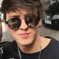 lud 🧸 (@btwvelez) 's Twitter Profile