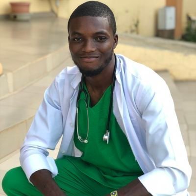 ||Veterinarian 💊
||Research Enthusiast 🔬
||Vector Borne and Infectious Diseases🟢
||Believer ✝️
||6'3
||Arsenal⚽♥️
Let's make the world a better place✊️