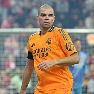 Elangel15951's profile picture. 