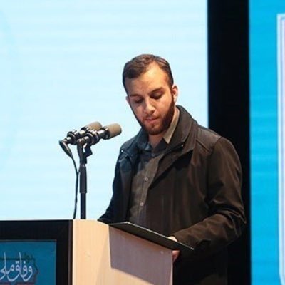 مردان حق را سزاوار نیست سر و سامان اختیار کنند🇮🇷🇵🇸
خادم حوزه شهید نظم بجنوردی بسیج دانشجویی
از اهالی خراسان ، دوستدار سیاست و دلباخته نهر خین