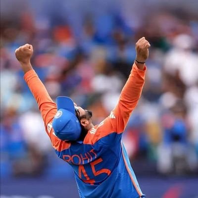 ImKml45's profile picture. My 🌍 #RohitSharma 
@ImRo45
Collage Student