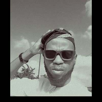 Fashion Designer and Plumber.
Biz Page IG & X- Modare_Clothing.
⚽-ChelseaFan .
Believer Of God.
AGBAFIAN.