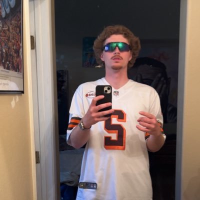 Elyria pioneers baseball coach, cleveland sports fan, men’s softball demon, chill guy 🤙🏻