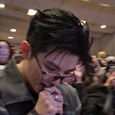 sstxxrz's profile picture. soob for president :3