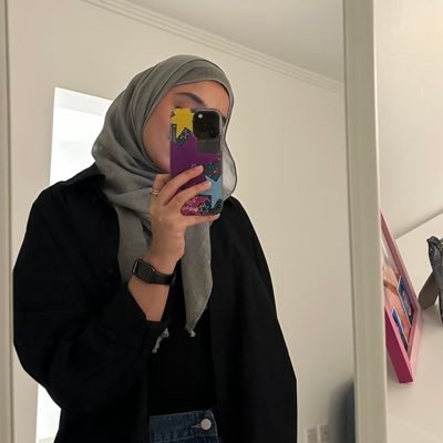 واجعلني يا الله بأمي وأبي من البارين المحسنين