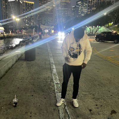 Liberty City Miami Loyalty Over Royalty 💯 KeepJuggn 🤞🏿 RIP All My Angels 🖤