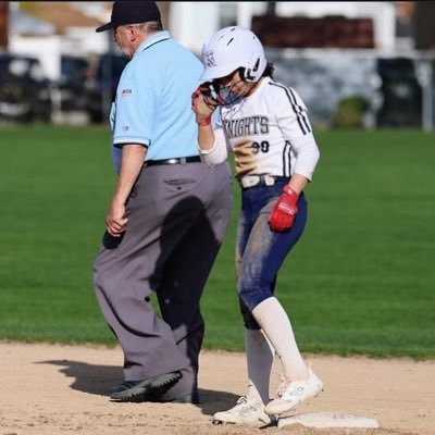 Sparks premier 16u JP || IC ‘27 Varsity softball || Middle Infield / Utility || switch hitter slapper ||2.68 home to first||Email: arianizeets@icloud.com