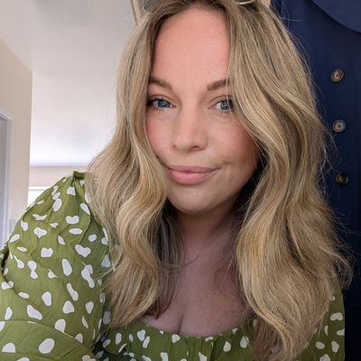 Social media manager https://t.co/Pejkr8zOdZ She/Her alicespake@gmail.com