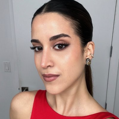 Agent for a cosmetics company | Direct from manufacturers • Wholesale fashion | Real estate enthusiast