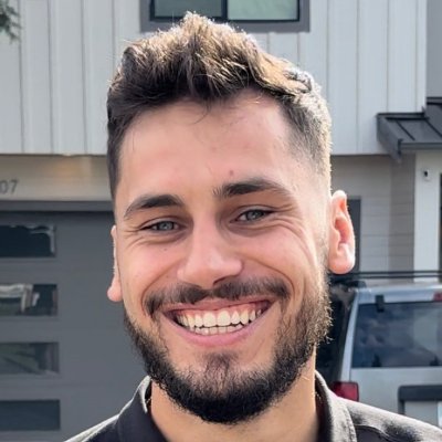 RumorCo's profile picture. From $250k in debt to 240+ homes built in 6yrs 🚀  Husband to @ohklarita | Father of 4 | Jesus is KING. I teach students New Construction🏘️👇