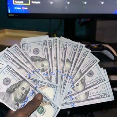 PlutoB40's profile picture. 