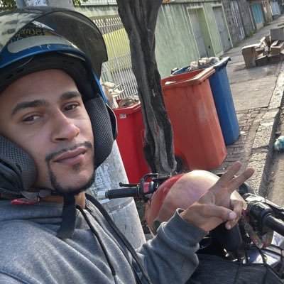 Se prenda só na liberdade🤙🏾 O segredo é ter fé. Alíce Manuella❤️