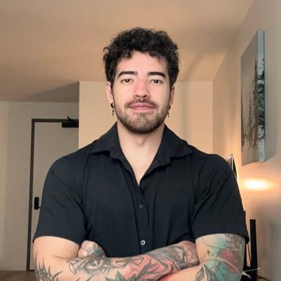🇺🇸🇧🇷Software Engineer and instructor; building a fashion app to level up your closet.