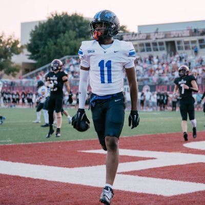 Tmorris1s's profile picture. |6’2 |TE/OLB| |190lbs| |Jenks HS| |C/O 26| https://t.co/i94KNwSzq9