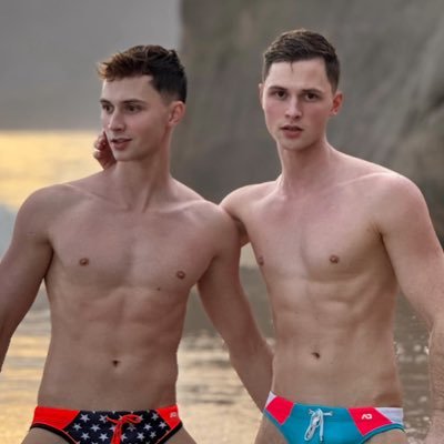 Off. prof. of your favorite Twins😜 Be a part of our private life and enjoy our exclusive conten https://t.co/IKtuvtA1Nj