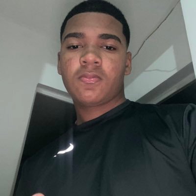 juliozinx_01's profile picture. @nike