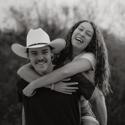 Zachary Swanson Profile